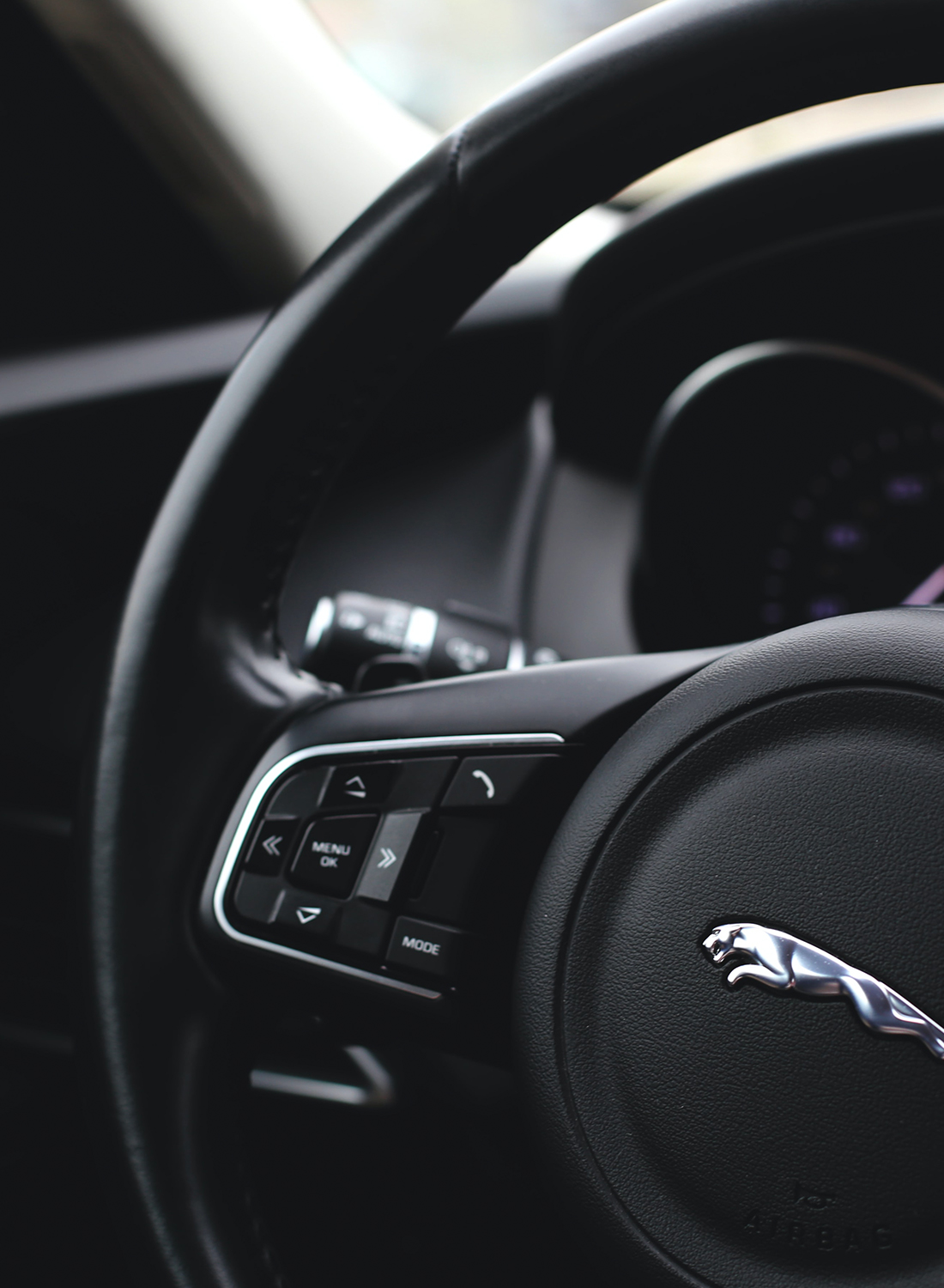 Jaguar-Car-interior