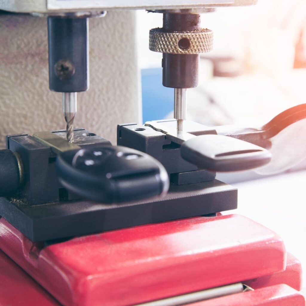 Locksmith vs Dealership