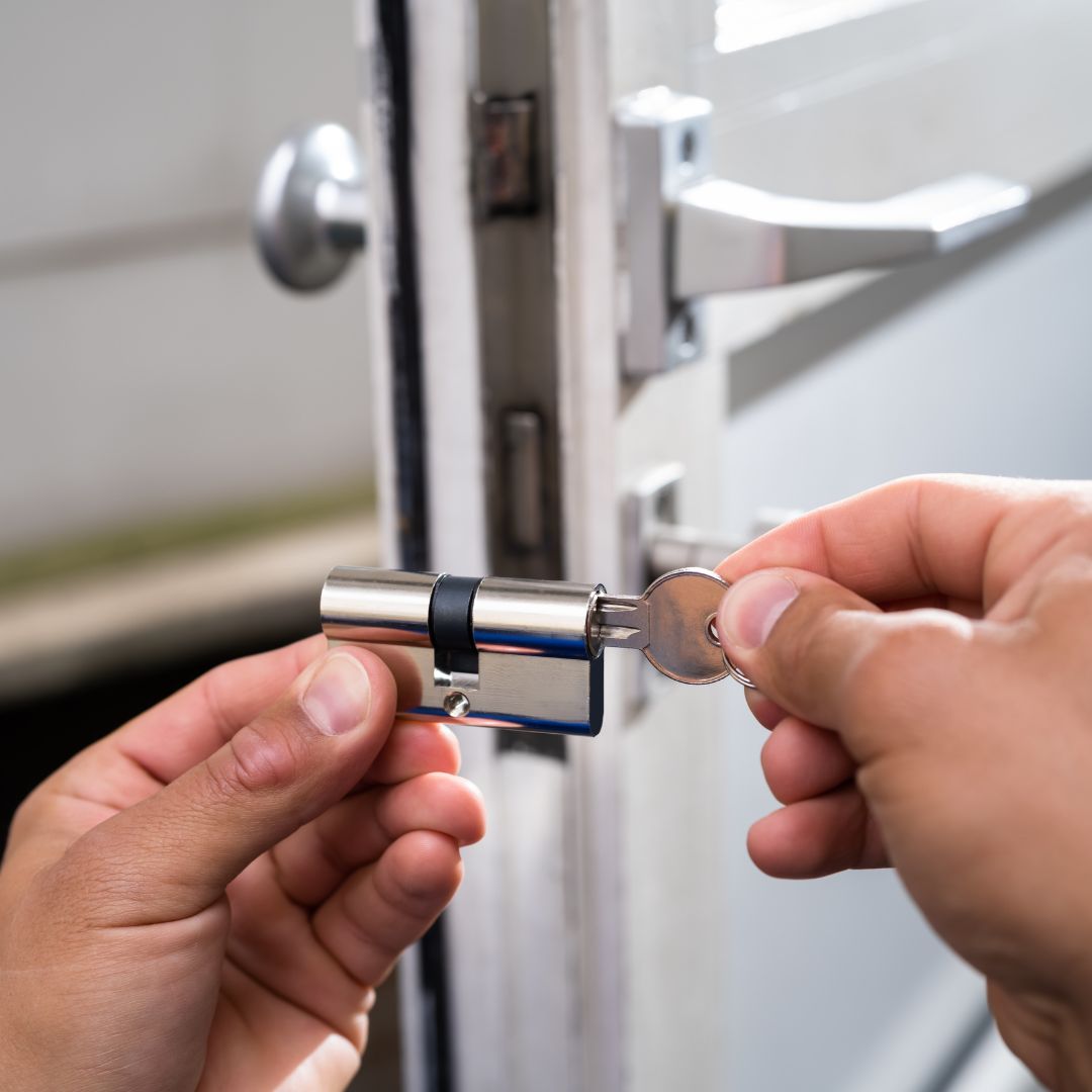 Mobile locksmith performing service in Spring, Texas