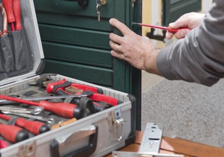 Locksmith working mobile locksmith Houston TX+